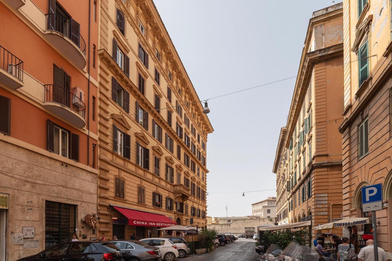 Vista Su San Pietro - La Venere Su Roma Apartment Eksteriør bilde